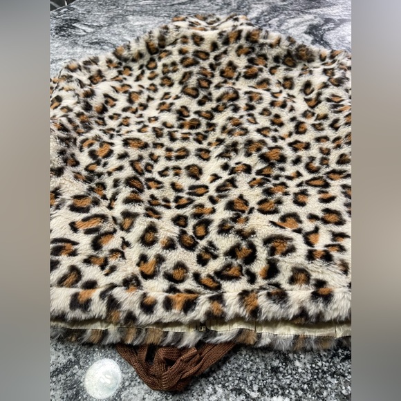 Victoria’s Secret Know One Cares Faux Fur Bomber Jacket - Picture 6 of 13